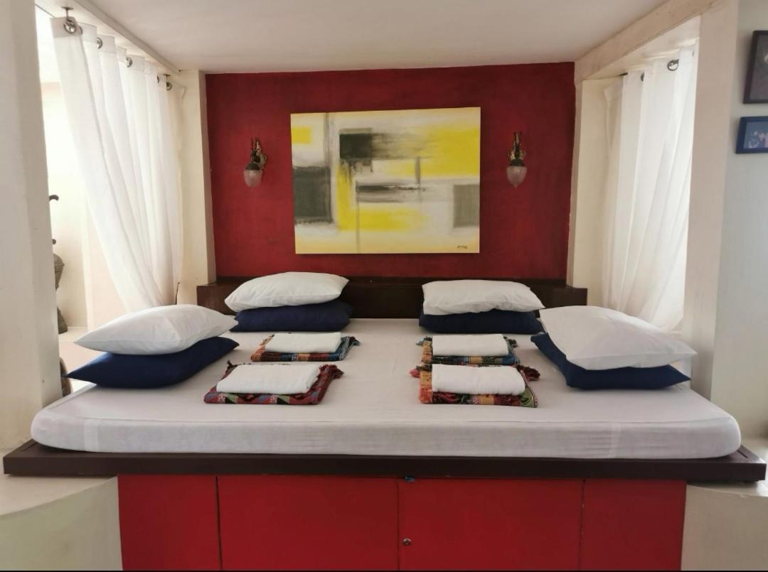 Casa Conchita Bed & Breakfast Taal Luaran gambar