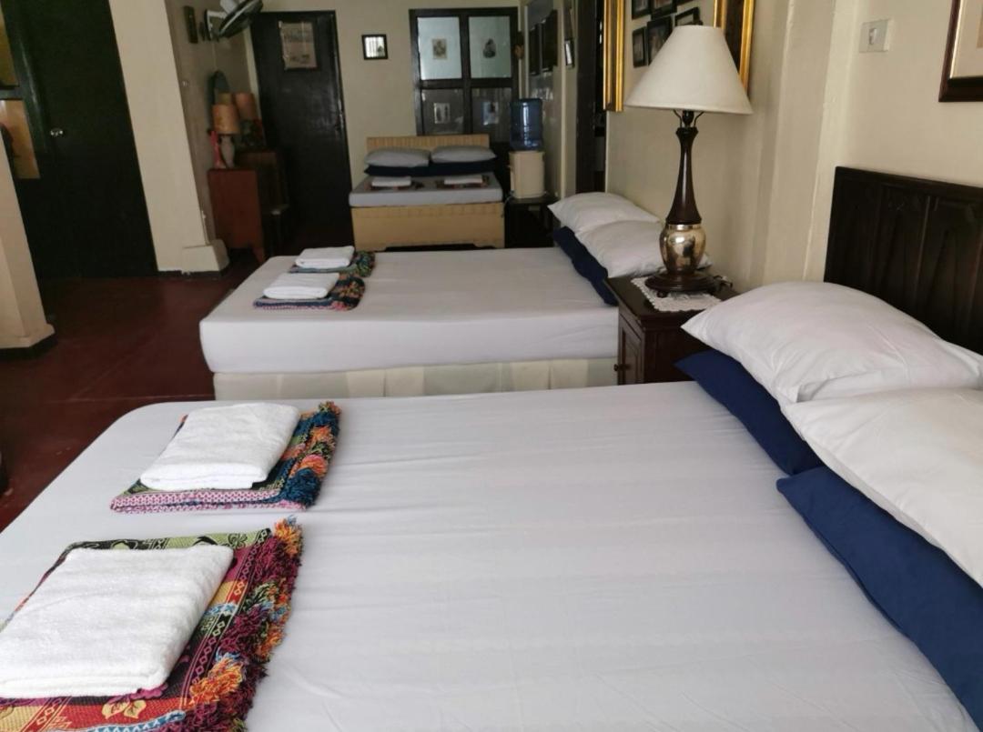 Casa Conchita Bed & Breakfast Taal Luaran gambar
